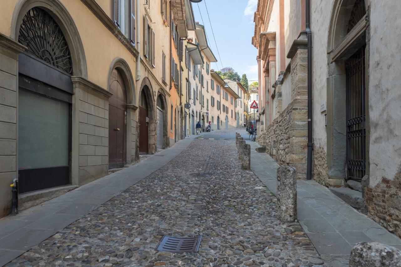 Alessandro82 - Immobili E Soluzioni Rent แบร์กาโม ภายนอก รูปภาพ